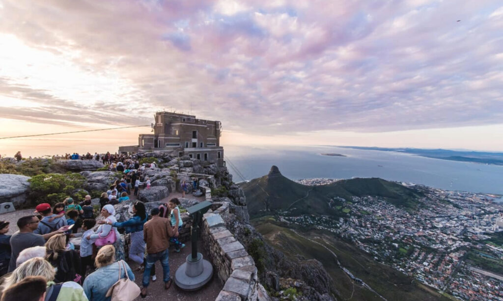 Set On A Visual Journey On Cape Town City Sightseeing Tours
