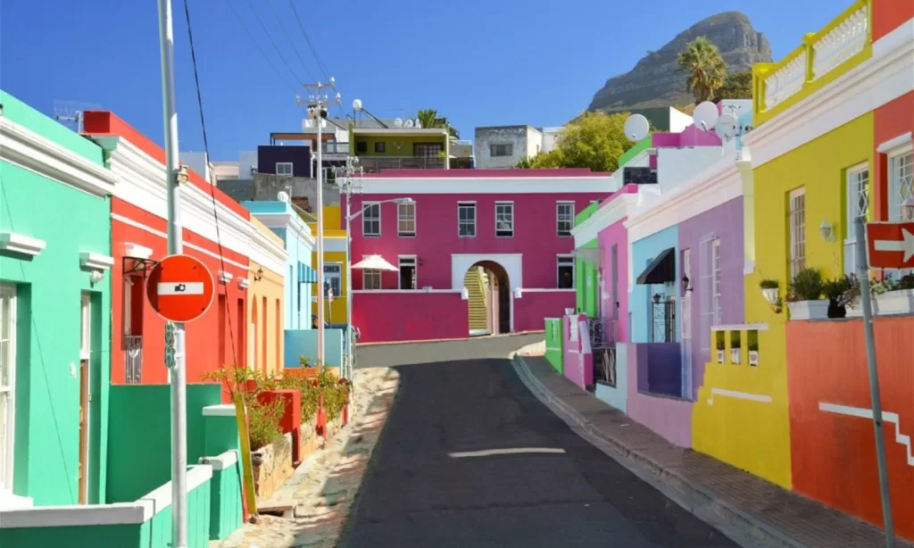Discover The Colourful Streets Of Bo-Kaap, Cape Town!