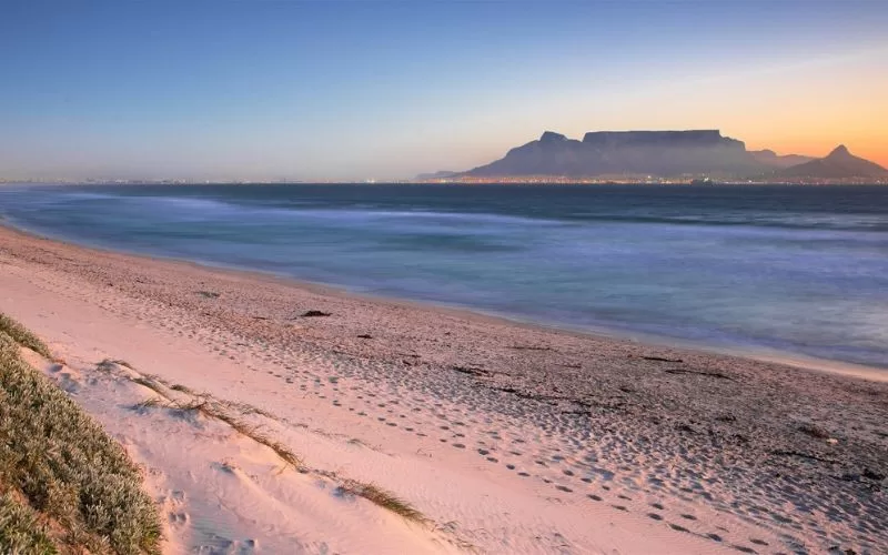 Bloubergstrand Beach